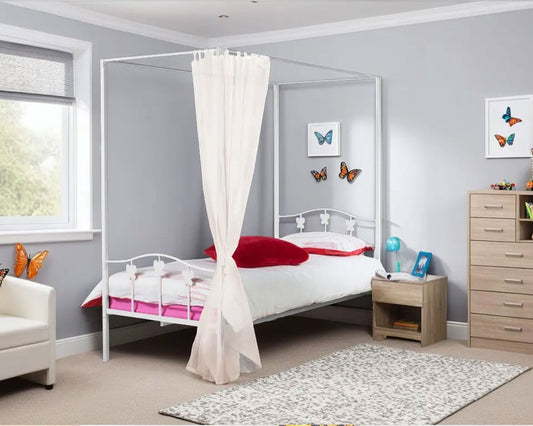 NO BOLT Lyndsey4 poster BED